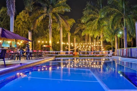 Pool view, Swimming pool