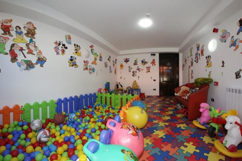 Game Room, Kids's club