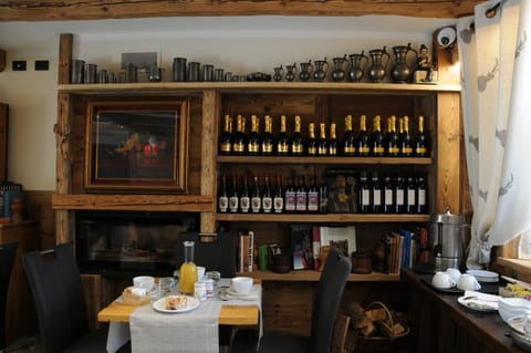 L'Abri des Amis Bed and Breakfast in Courmayeur