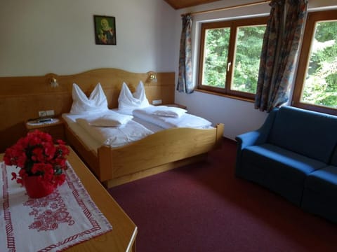 Residence Blumenthalerhof Appartement-Hotel in Algund