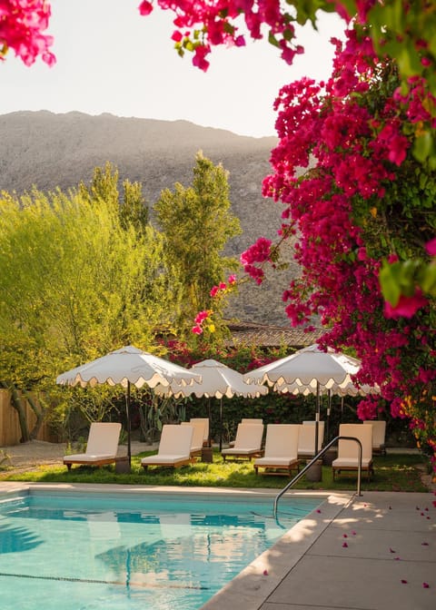 Mountain view, Swimming pool