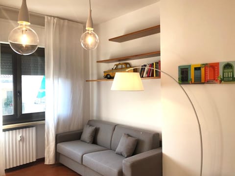 Flats4Rent Alessia Condo in Verona