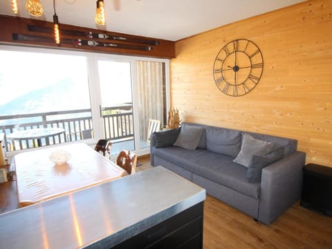 Superbe T3 cabine 6 pers au pied des pistes - FR-1-297-92 Apartment in Auris