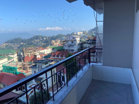 Ki Kiba Dhee apartment in Darjeeling