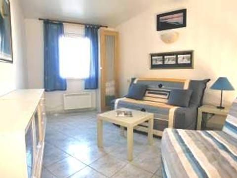 Duplex à 40m de la plage avec garage, grande terrasse et animaux acceptés - FR-1-387-42 Apartment in Marseillan