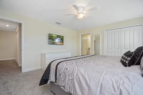 Family Friendly Four Bedrooms w/ Pool 4896 House in Kissimmee