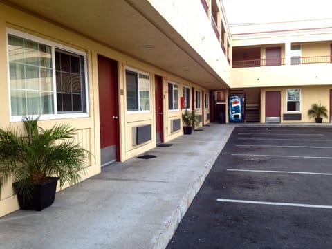 Harvey's Motel SDSU La Mesa San Diego Motel in La Mesa