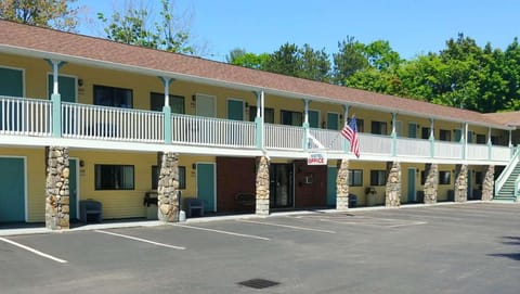 Hampton Motor Inn Motel in North Hampton