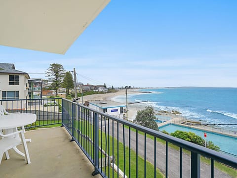 Waterfront Unit 2 Apartment in The Entrance