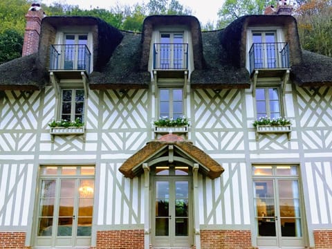 New Cottage & spa de nage Guesthouse Bed and Breakfast in Honfleur