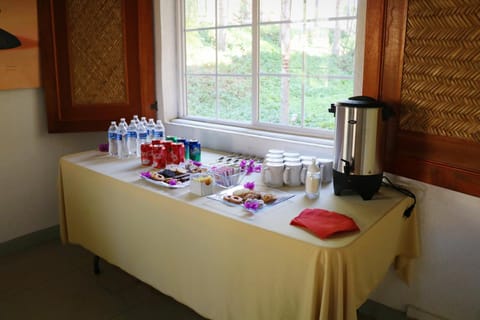 Coffee/tea facilities