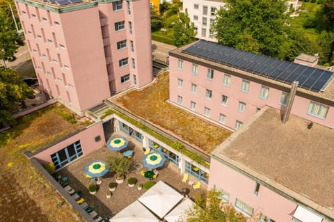 Property building, Balcony/Terrace