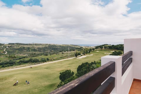 Mountain view, Sea view