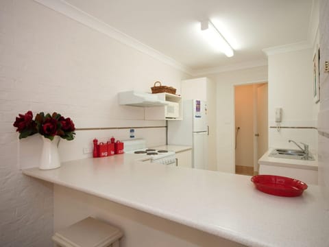 Bay Parklands Unit 35 2 Gowrie Avenue Condo in Nelson Bay