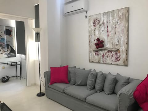 Cosy apartment in Glyfada center Condo in South Athens