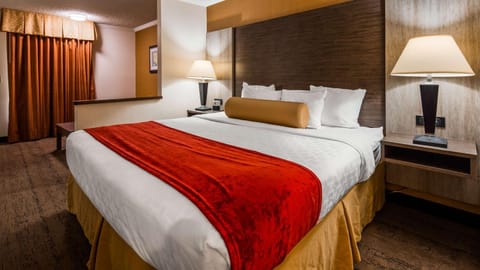 Best Western PLUS Galleria Inn & Suites Hotel in Cheektowaga