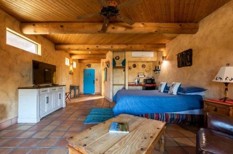 Sirena Vineyard Resort Bed and Breakfast in Sierra Nevada