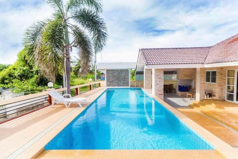 Baan Khao Noi Pool Villa House in Hua Hin District