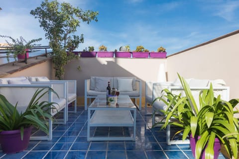 Balcony/Terrace, Mountain view