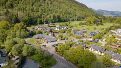 Property building, Nearby landmark, Bird's eye view