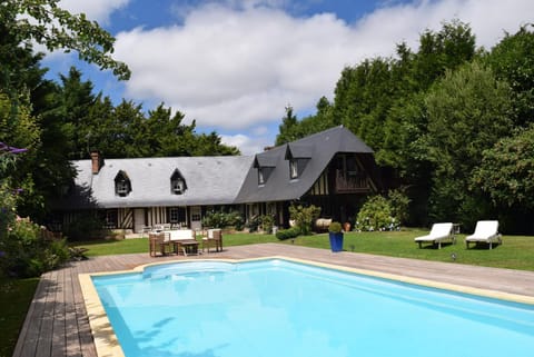 Facade/entrance, On site, Pool view, Pool view