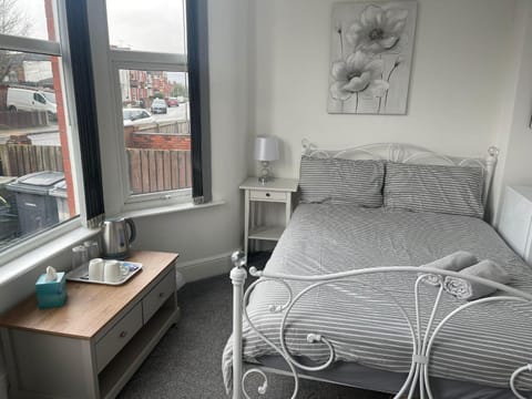 Rock Lane Rooms Bed and Breakfast in Liverpool