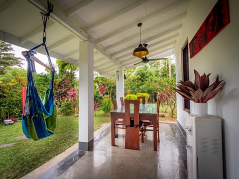 Your Dream Home - Mirissa Bed and Breakfast in Mirissa