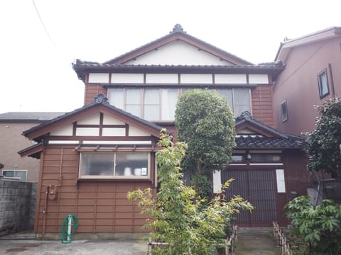 Tsunagian TABI-NE House in Kanazawa