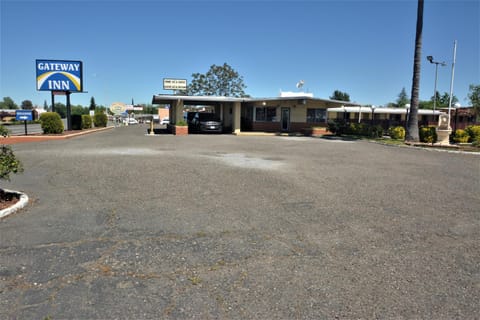 Gateway Inn Motel in Red Bluff