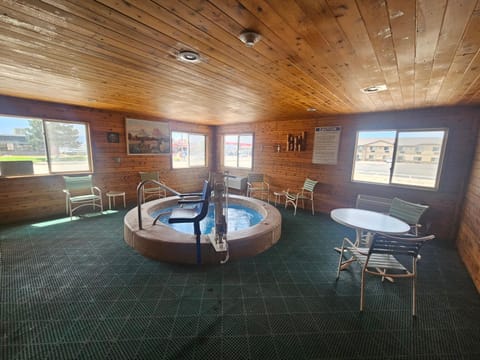 Hot Tub, Sauna, Spa and wellness centre/facilities