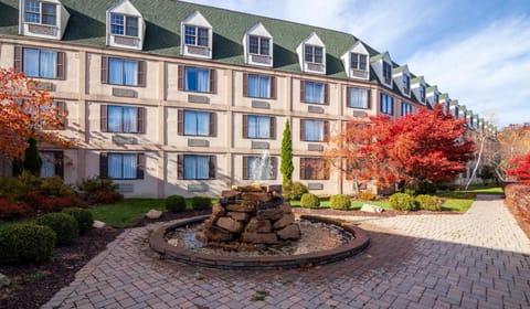 The Chateau Resort Hotel in Pocono Mountains