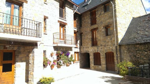 Apartamento en Sallent de Gallego Apartment in Sallent de Gállego