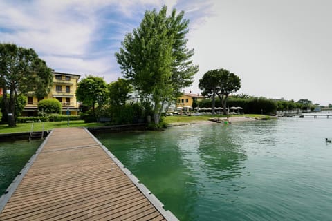 Sirmio Apartments - Primavera Stay Condominio in Sirmione