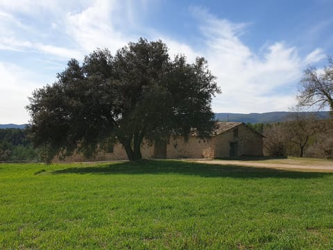 Masia l`Arà Country House in Catalonia