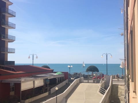 Balcony/Terrace, Other, Beach, Sea view