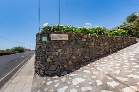 Casa Esteban Y Facunda House in El Hierro