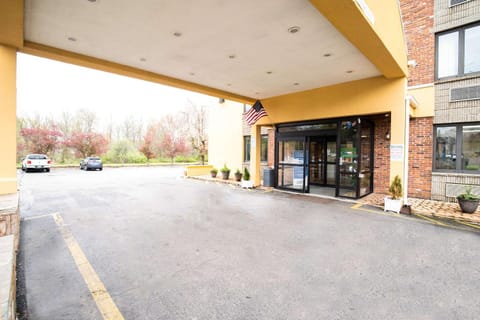 Quality Inn Cromwell - Middletown Auberge in Middletown