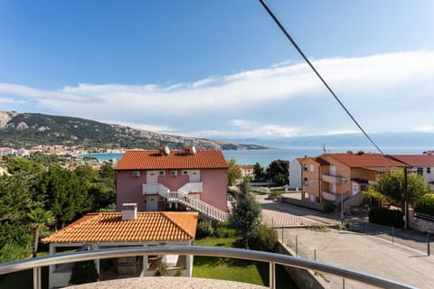 Day, Neighbourhood, Sea view