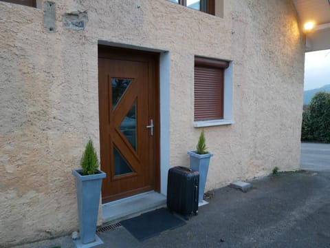 Villa Cathy T2 Condo in Aix-les-Bains