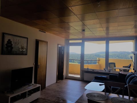 Living room, Garden view