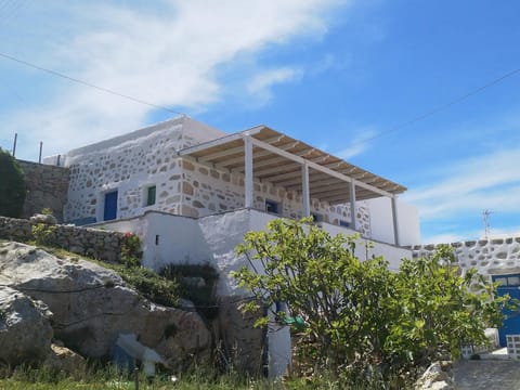 Amazing View Dream House Maison in Folegandros Municipality