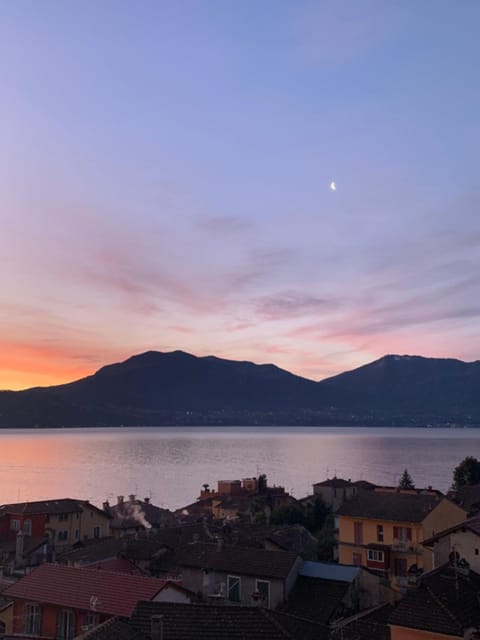 Natural landscape, Lake view, Sunrise