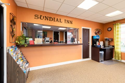Sundial Inn Motel in Virginia Beach