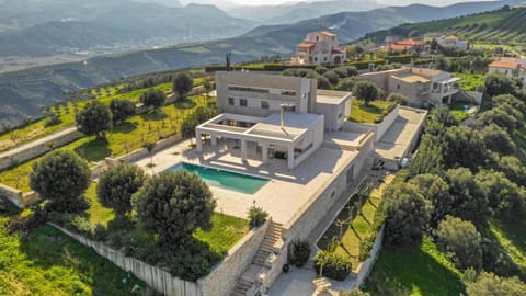 Diktamon Retreat Luxury Villa Chalet in Crete