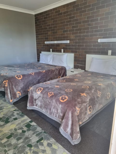 All Seasons Country Lodge Motel in Taree
