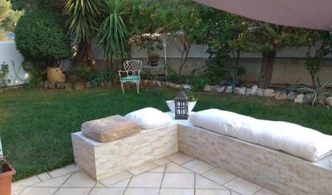 Casa Martina 1 SPATA 10min Athens airport Apartment in North Athens Regional Unit, Greece