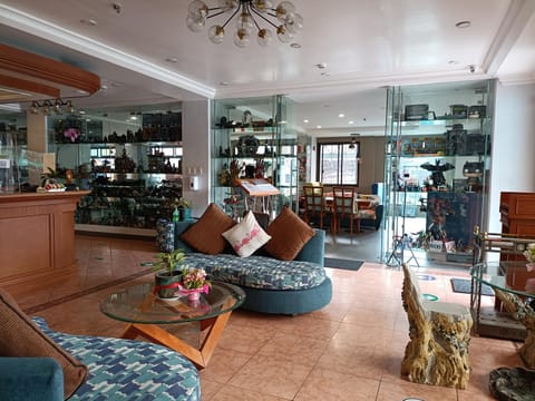The Golden Pine Hotel Hôtel in Baguio