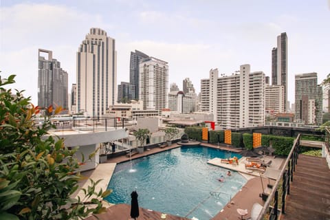 City view, Swimming pool