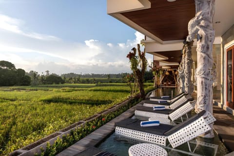 View (from property/room), Pool view, Swimming pool