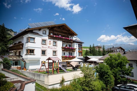 Ferienhotel Angerhof Hotel in Serfaus